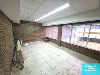 Foto 6 de Galpón en alquiler de 380m2 ubicado en Villa Mitre