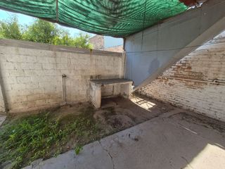 Foto 25 de Venta de Casa, salón comercial, galpón y 2 dptos,