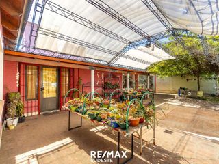 Foto 26 de VENTA CASA 4 AMBIENTES  CON AMPLIO JARDIN Y PILETA