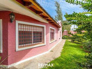 Foto 6 de VENTA CASA 4 AMBIENTES  CON AMPLIO JARDIN Y PILETA