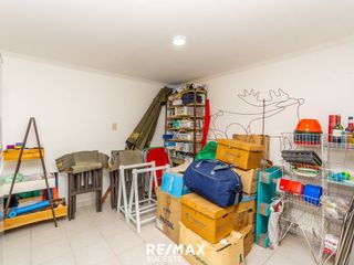 Foto 35 de VENTA CASA 4 AMBIENTES  CON AMPLIO JARDIN Y PILETA