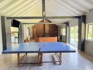 Foto 6 de CASA EN VENTA  CON PARQUE  CANCHA FUTBOL , PILETA