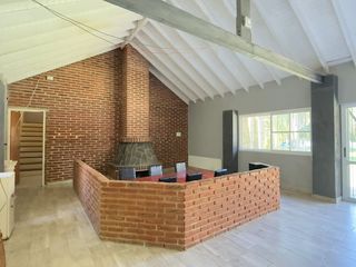 Foto 7 de CASA EN VENTA  CON PARQUE  CANCHA FUTBOL , PILETA