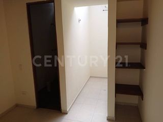 Foto 5 de Casa en renta en Quintas de Santa María V