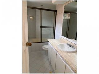 Foto 9 de Venta/Permuta Apartamento Santa Barbara Bogota