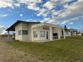 Foto 1 de Venta Casa El Nihuil B* Las Lomas Vista Al Lago