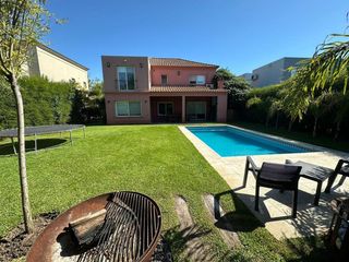 Foto 2 de Casa en venta en Barrio Los Sauces Nordelta Tigre