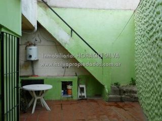 Foto 10 de Vivienda Multifamliar (Dos Deptos.) / Valentin Alsina