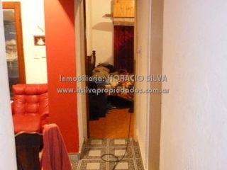 Foto 3 de Vivienda Multifamliar (Dos Deptos.) / Valentin Alsina