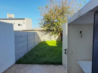 Foto 9 de Dúplex en venta - 2 Dormitorios 2 Baños - La Plata