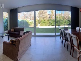 Foto 5 de Casa Chalet en Senderos II
