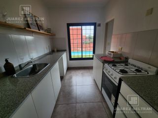 Foto 7 de Casa de 3 dormitorios con pileta y cochera - Nuestra Señora de la Consolacion, Villa Allende