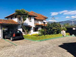 Foto 1 de Venta casa no adosada, en Conjunto privado, cerca de Mirasierra del Valle