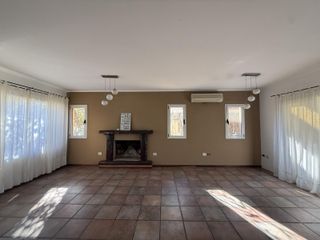 Foto 7 de Casa en alquiler en San Isidro Labrador, Villanueva Tigre