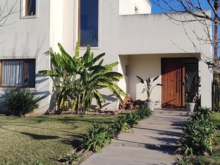 Foto 37 de Venta Casa a La Laguna en El Naudir Escobar EC
