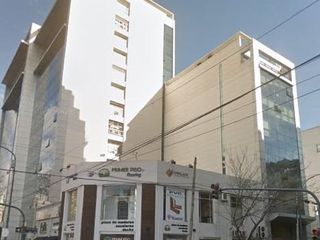 Foto 2 de Oficina de categoría con 2 cocheras