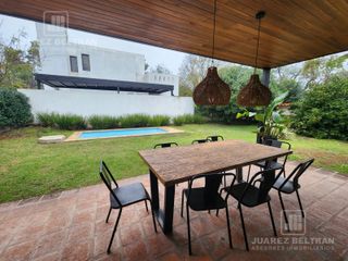 Foto 10 de Casa de 3 dormitorios en Jardines del Golf - Villa Allende