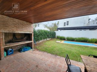 Foto 11 de Casa de 3 dormitorios en Jardines del Golf - Villa Allende
