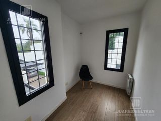 Foto 18 de Casa de 3 dormitorios en Jardines del Golf - Villa Allende