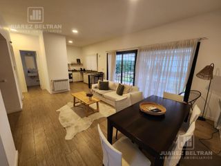 Foto 2 de Casa de 3 dormitorios en Jardines del Golf - Villa Allende