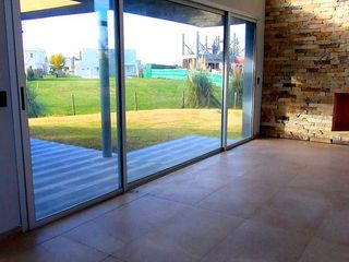 Foto 6 de Oportunidad  Venta Casa en El Naudir Escobar PERMUTA ECH