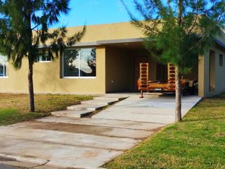 Foto 2 de Oportunidad  Venta Casa en El Naudir Escobar PERMUTA ECH