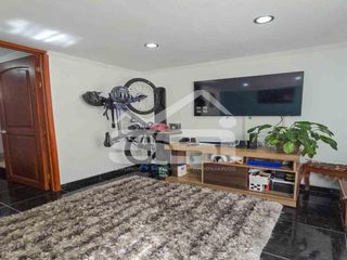 Foto 4 de Se vende casa de tres niveles en el conjunto La Campiña de Refous, Suba
