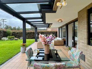 Foto 6 de Encantadora Casa Carbonero, en exclusivo conjunto privado