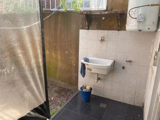 Foto 5 de Triplex de 4 amb, con cochera y patio