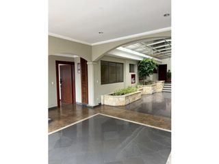 Foto 1 de Venta Depatamento, Cuenca, Condominio Jardines del Sol, 163 m²