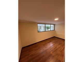 Foto 11 de Venta Depatamento, Cuenca, Condominio Jardines del Sol, 163 m²