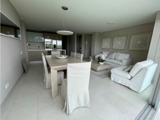 Foto 2 de APARTAMENTO EN PANCE CON VISTA A FARALLONES Y PARQUE DE LAS GARZAS