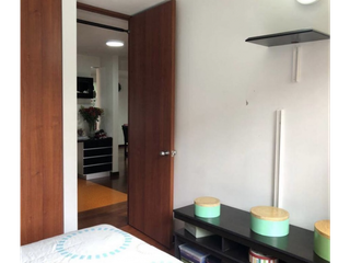 Foto 5 de Amplio y moderno apartamento en venta en Mazurén