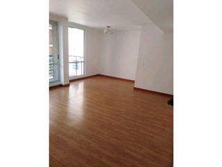 Foto 2 de Venta Apartamento Gratamira Campestre Bogota