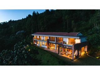 Foto 1 de Exclusiva Casa Campestre Arquitectura Moderna Medellin Las Pal