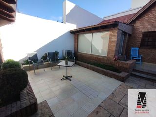 Foto 24 de Casa en venta de 3 dormitorios c/ cochera en Centro