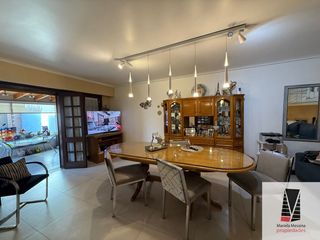 Foto 4 de Casa en venta de 3 dormitorios c/ cochera en Centro
