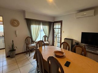 Foto 2 de Departamento en alquiler de 2 dormitorios c/ cochera en Tandil