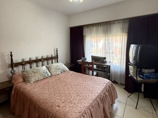 Foto 9 de Departamento en alquiler de 2 dormitorios c/ cochera en Tandil