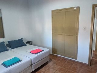 Foto 2 de Casa en alquiler 2 dormitorios Sexta Sección Mza