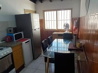 Foto 1 de Casa en alquiler 2 dormitorios Sexta Sección Mza