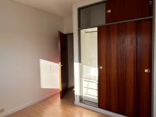 Foto 10 de Departamento en alquiler en Bernal Oeste