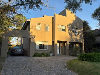 Foto 50 de CASA EN VENTA APTO CREDITO  MASCHWITZ PRIVADO