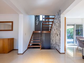 Foto 13 de CASA EN VENTA APTO CREDITO  MASCHWITZ PRIVADO