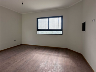 Foto 13 de ALQUILER - CASA A ESTRENAR EN ZONA PARQUE