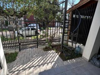 Foto 2 de CASA EN PH 3AMB ALQUILA MORON