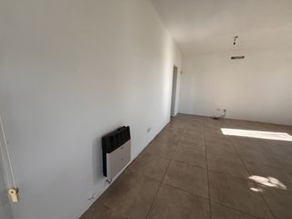 Foto 6 de ALQUILER- Impecable CASA de UN dormitorio en Funes City