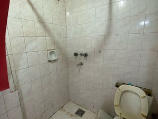 Foto 12 de ALQUILER - CASEROS NORTE - CASA PH 3 AMBIENTES - PATIO - NO POSEE EXPENSAS
