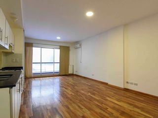 Foto 1 de IMPECABLE  CON COCH.,GRAN BAULERA Y  AMENITIES