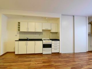 Foto 9 de IMPECABLE  CON COCH.,GRAN BAULERA Y  AMENITIES